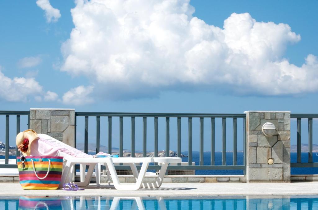Alex Hotel Tourlos Exterior foto