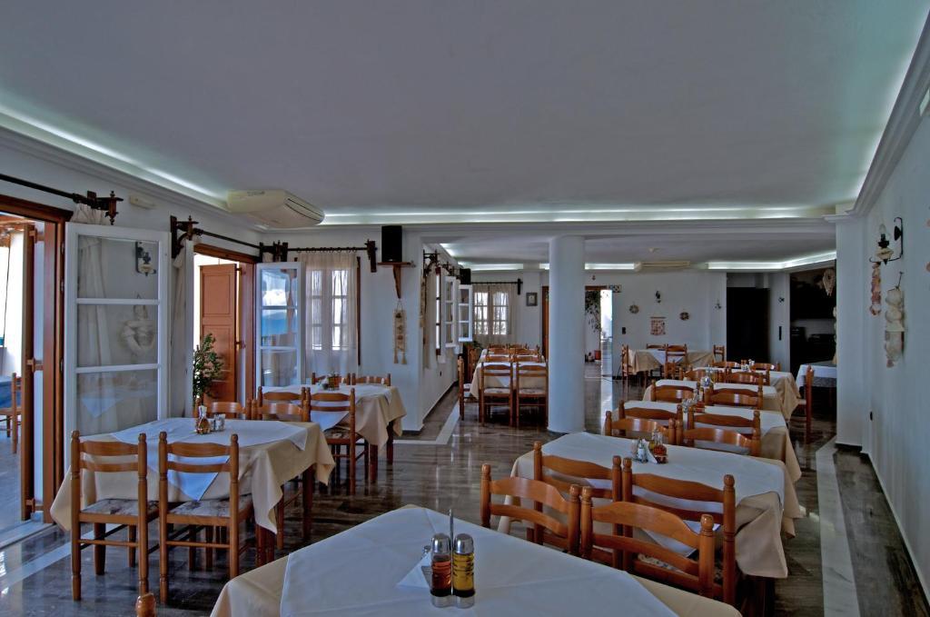 Alex Hotel Tourlos Exterior foto